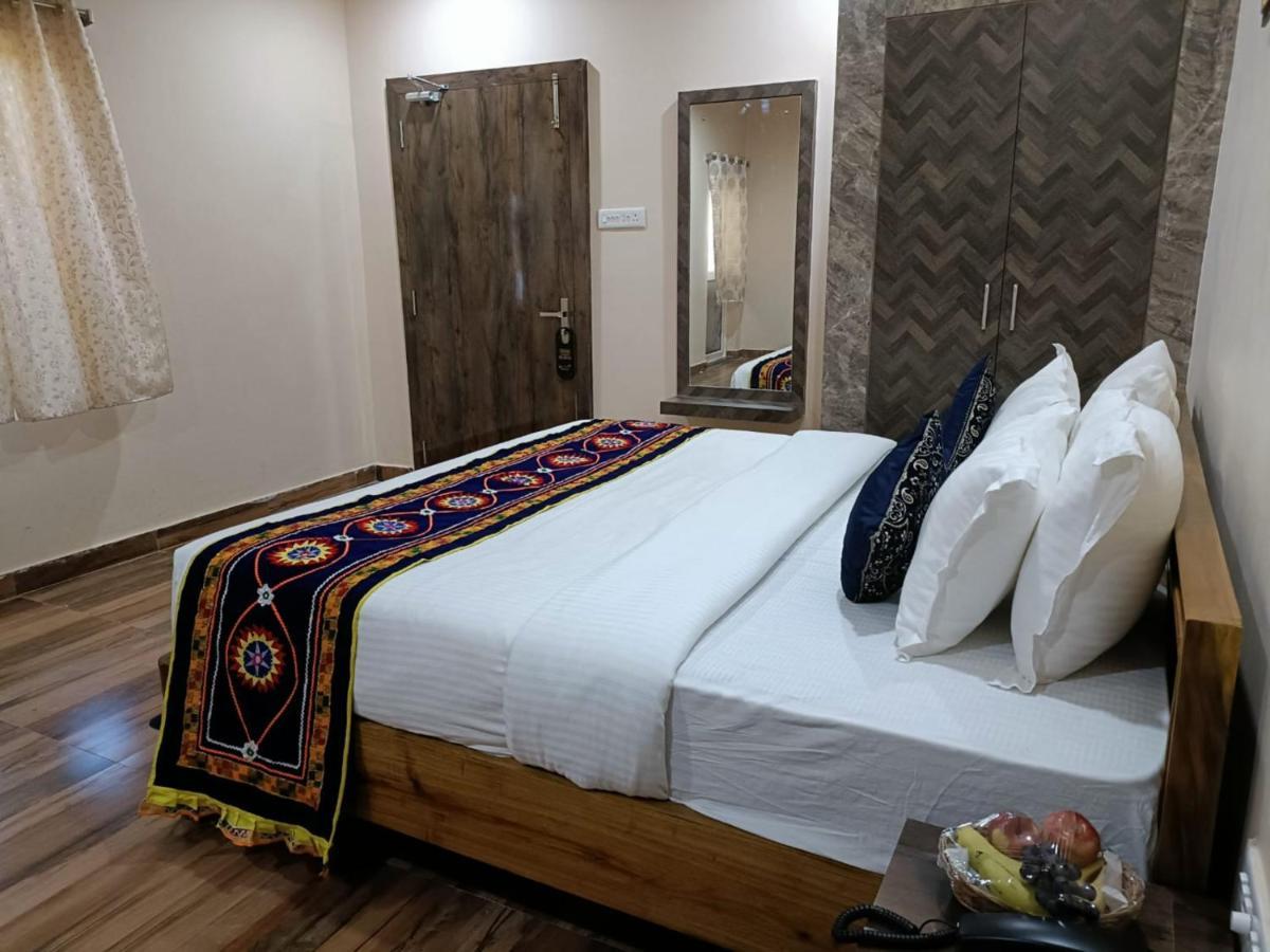 Goroomgo Silicon Residency Puri Near Sea Beach & Temple - Luxurious Room - Lift And Parking Facilities - Best Seller المظهر الخارجي الصورة