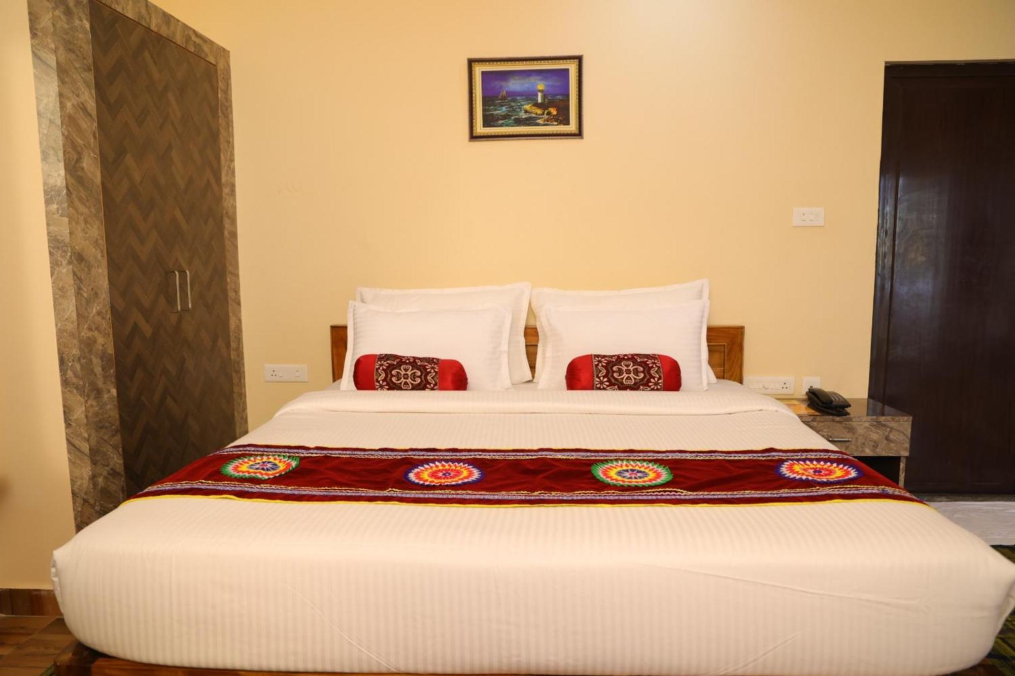 Goroomgo Silicon Residency Puri Near Sea Beach & Temple - Luxurious Room - Lift And Parking Facilities - Best Seller المظهر الخارجي الصورة